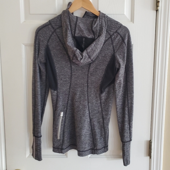 Lululemon Run: Back On Track Black & Gray Hoodie Pullover 4 - Picture 5 of 9